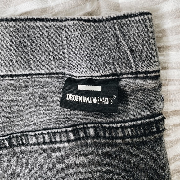 💀BOGO FREE Urban Outfitters stretch shorts - Picture 4 of 5